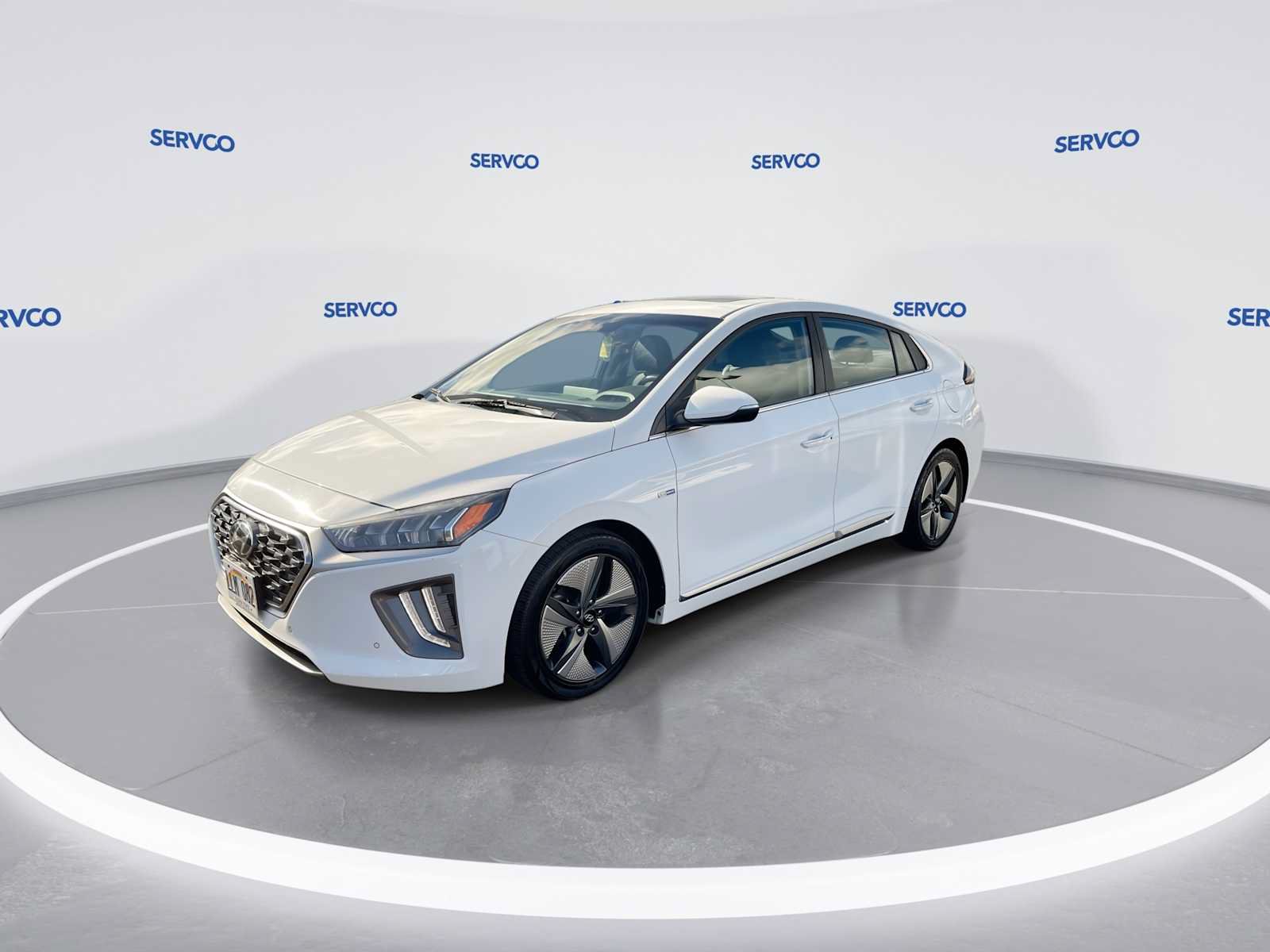 Used 2020 Hyundai Ioniq Limited FWD image 4