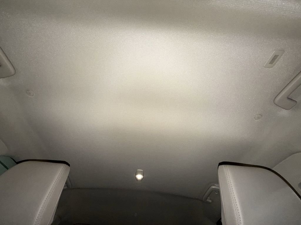 Used 2023 Lincoln Nautilus AWD w/ Premium Package image 16