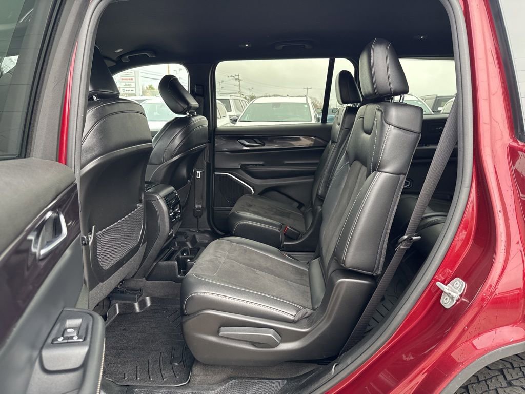 Certified 2021 Jeep Grand Cherokee L Laredo image 22