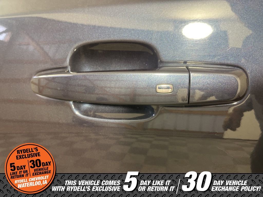 Certified 2018 GMC Acadia SLE w/ LPO, Black Accent Package image 13