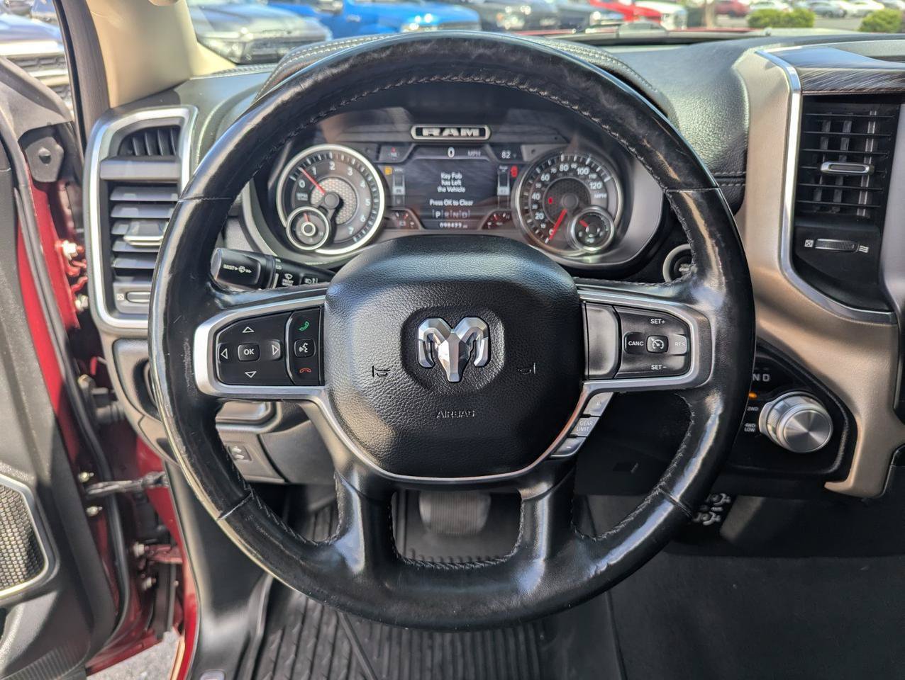 Used 2019 RAM 1500 Laramie AWD/4WD image 13