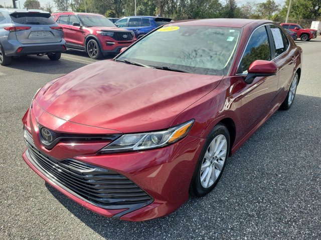 Used 2020 Toyota Camry LE image 14