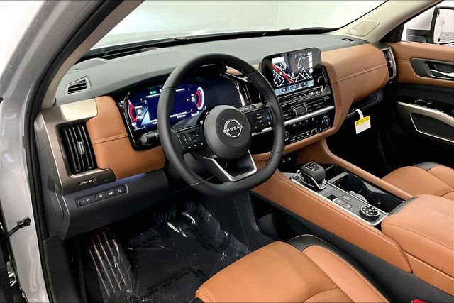 New 2025 Nissan Pathfinder Platinum w/ Lighting Package (N93) image 7
