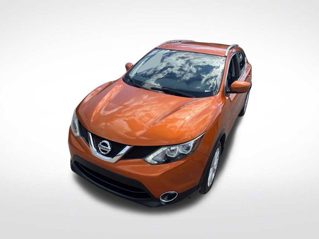 Used 2017 Nissan Rogue Sport SV w/ SV All-Weather Package AWD/4WD image 38