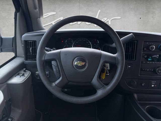 Used 2025 Chevrolet Express 3500 LT w/ LT Preferred Equipment Group RWD image 21