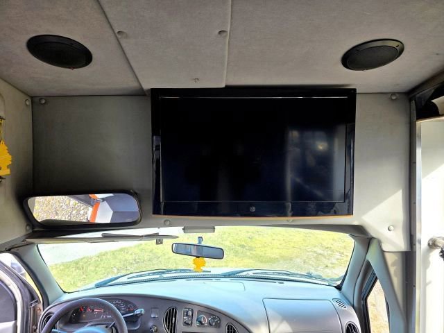 Used 2007 Ford E-350 and Econoline 350 Super Duty image 21