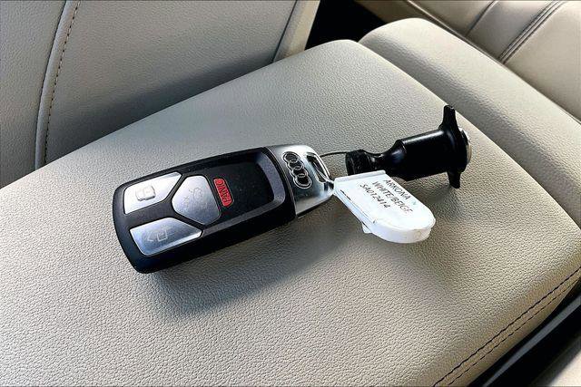 Used 2025 Audi A5 2.0T Premium Plus w/ Convenience Plus Package AWD/4WD image 35