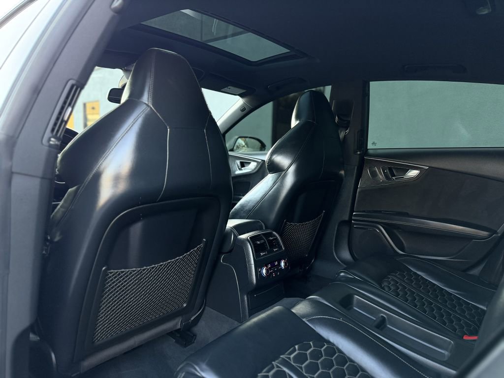 Used 2017 Audi RS 7 Prestige image 19