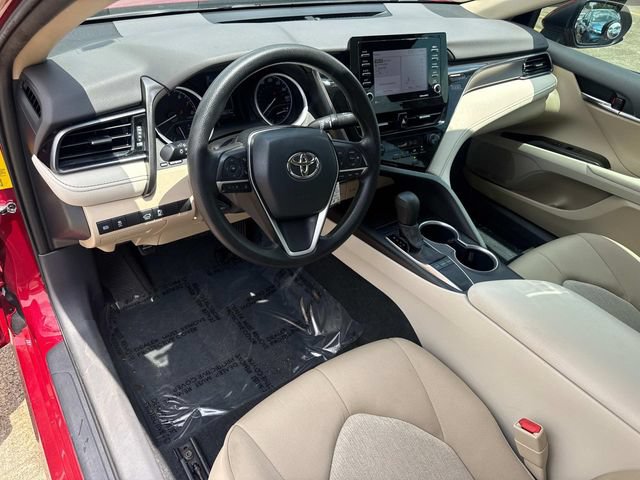 Used 2022 Toyota Camry LE FWD image 23