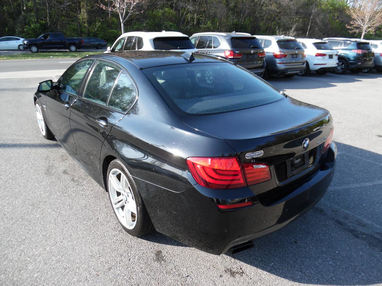 Used 2012 BMW 550i xDrive Sedan image 3