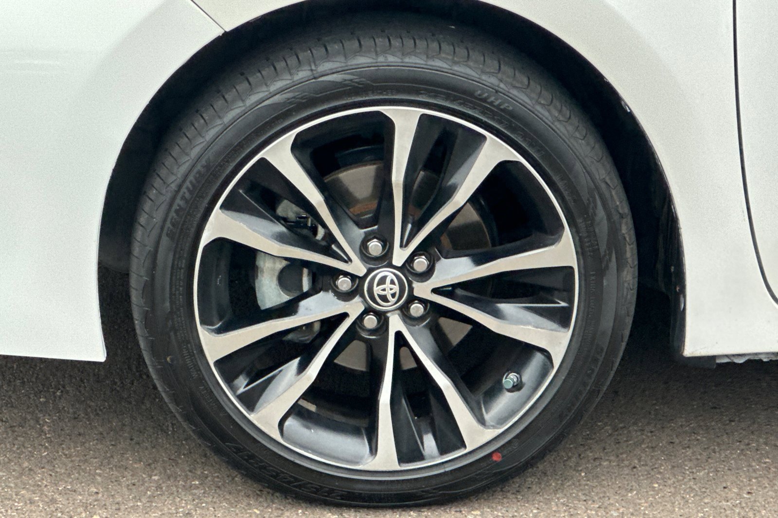 Used 2019 Toyota Corolla SE w/ Protection Package image 23