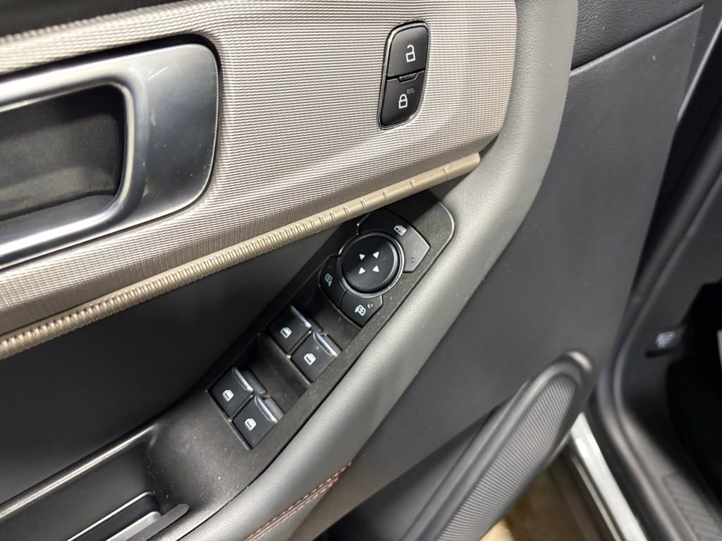 New 2026 Ford Explorer Active w/ Active Comfort Package image 20