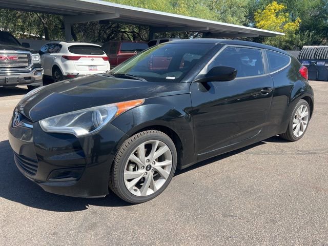 Used 2016 Hyundai Veloster image 7