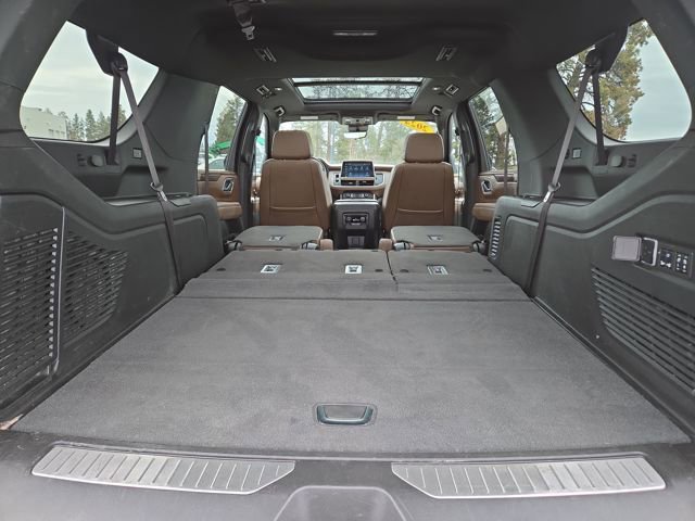 Used 2024 Chevrolet Suburban High Country w/ Max Trailering Package image 38