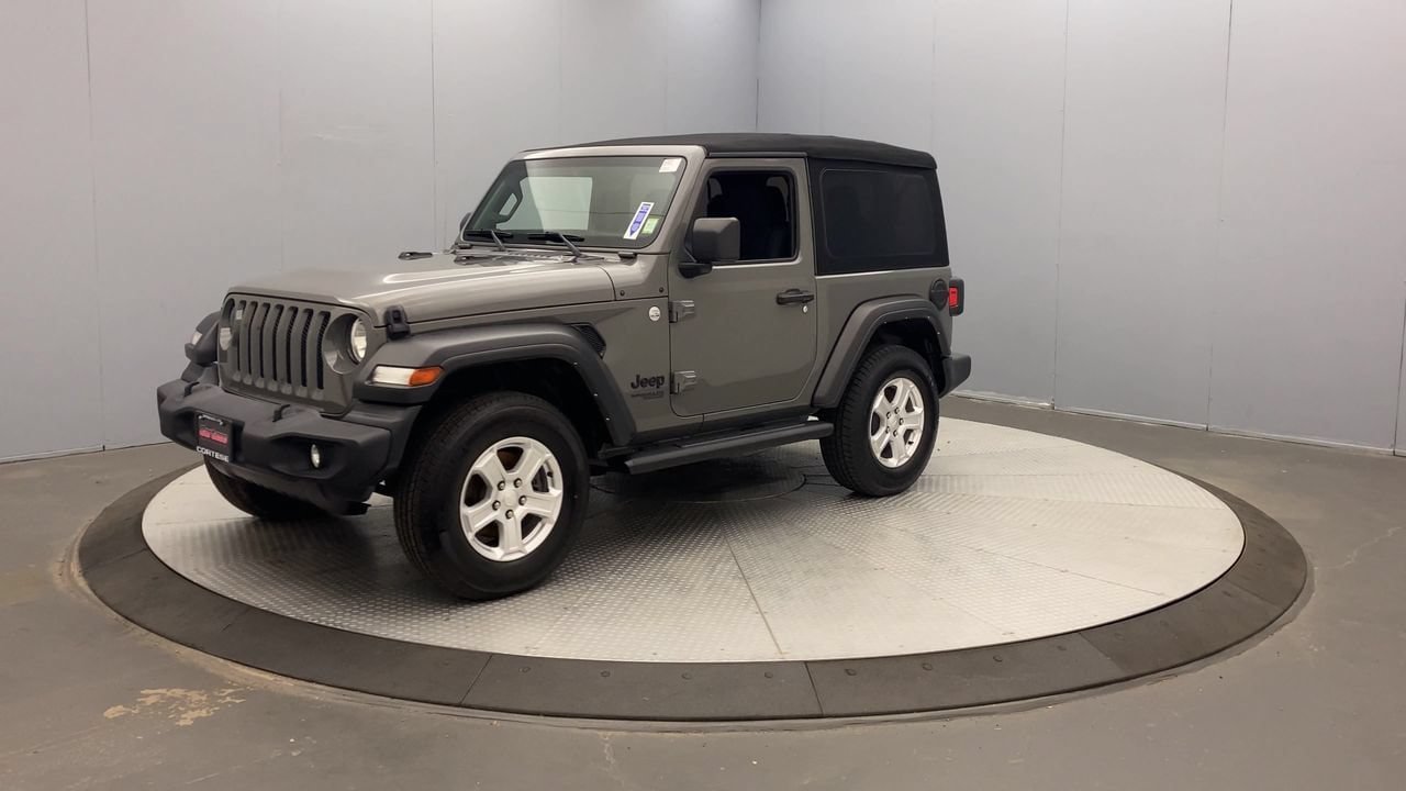 Used 2021 Jeep Wrangler Sport AWD/4WD image 9