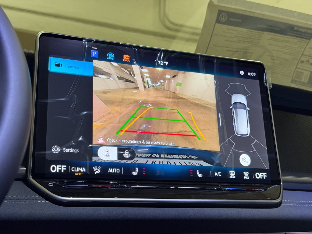 New 2026 Volkswagen Tiguan SE AWD/4WD image 17