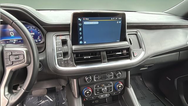Used 2024 Chevrolet Suburban LT image 25