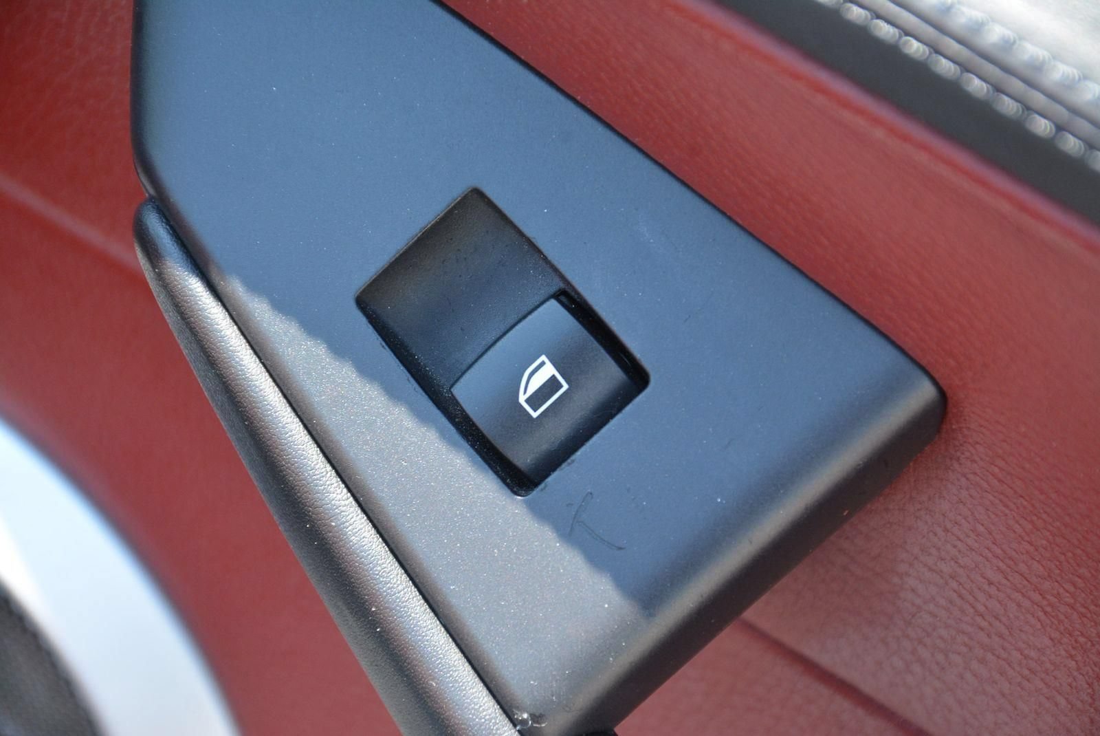 Used 2008 BMW M6 Convertible RWD image 18