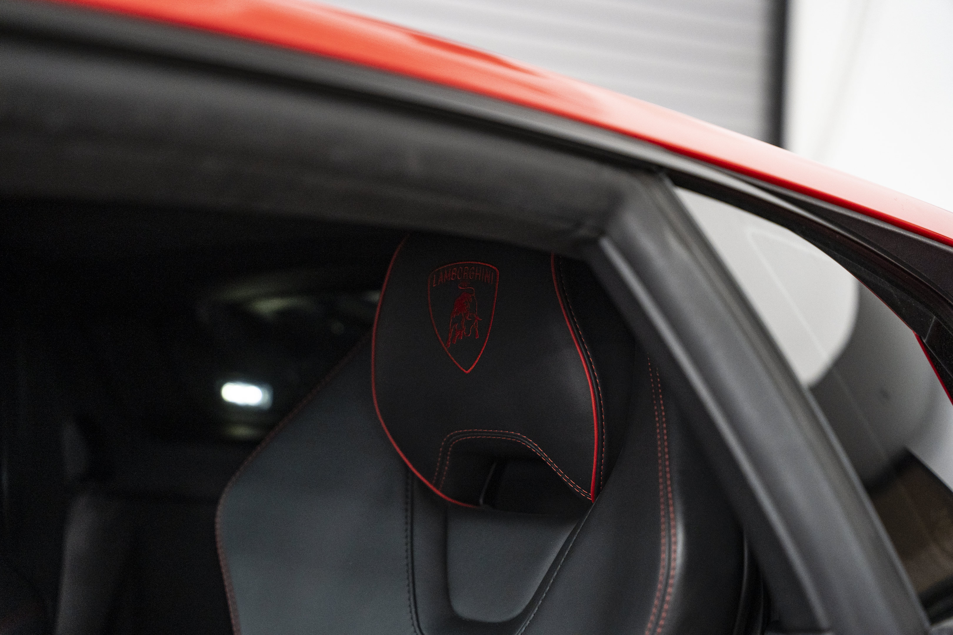 Used 2020 Lamborghini Huracan EVO AWD/4WD image 28