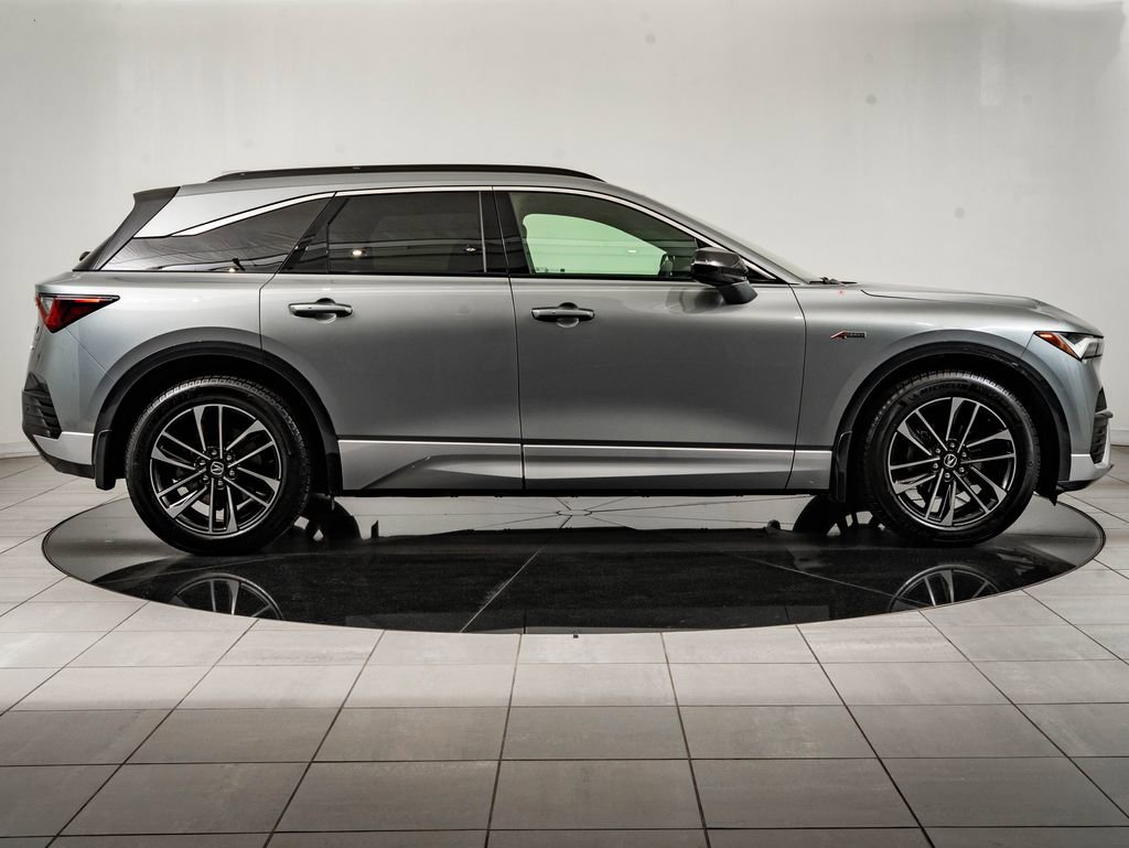 Used 2024 Acura ZDX A-Spec image 11