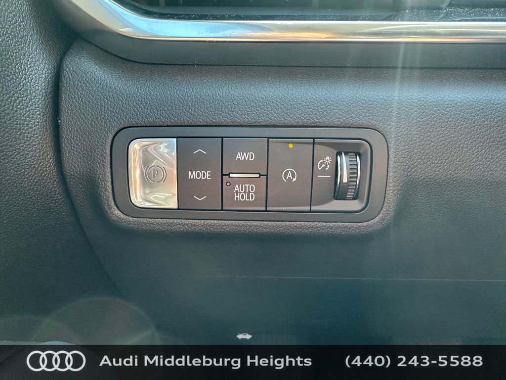 Used 2026 GMC Terrain Denali w/ LPO, Floor Liner Package AWD/4WD image 24
