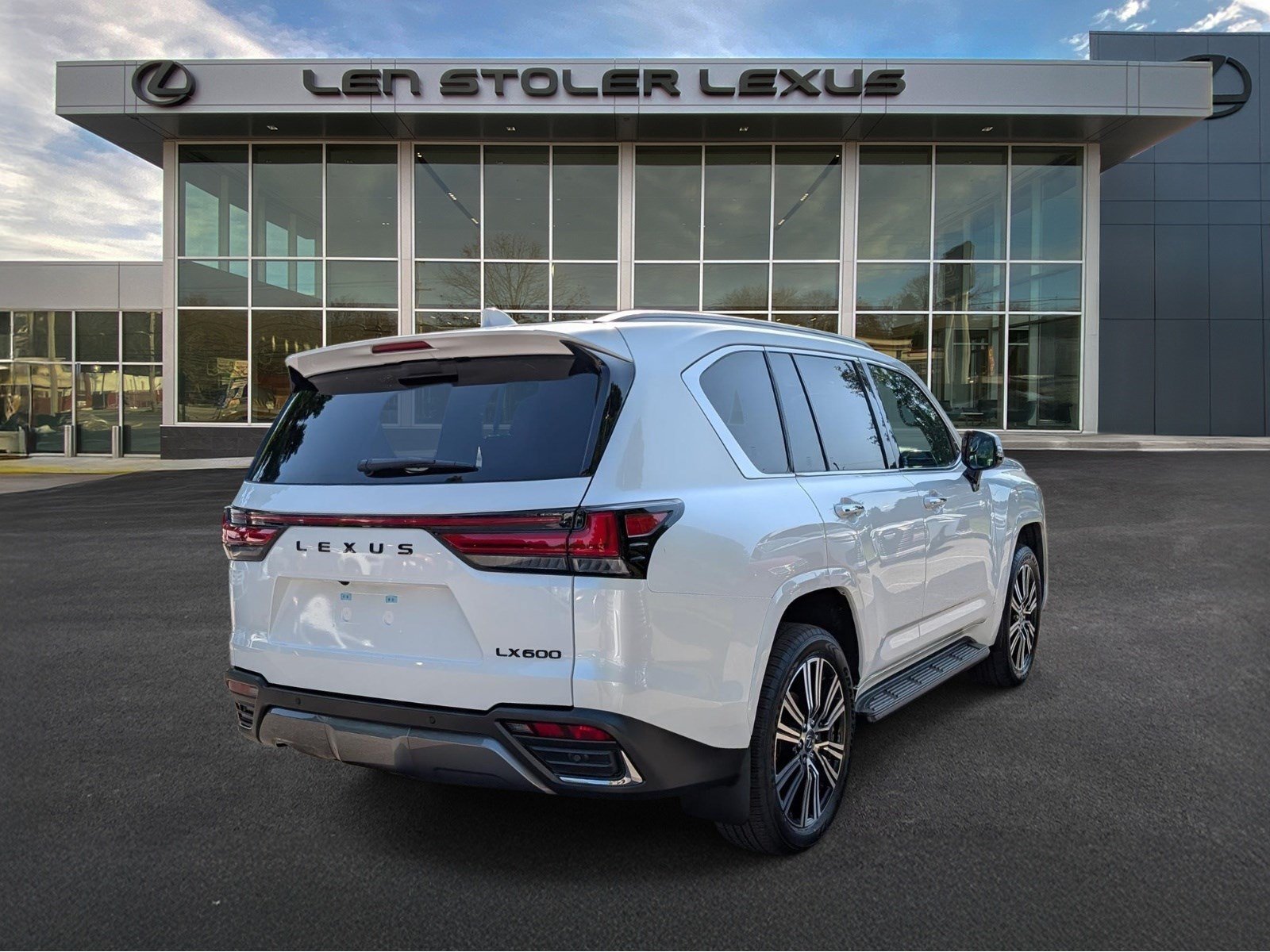 New 2026 Lexus LX 600 4WD w/ Luxury Package image 2