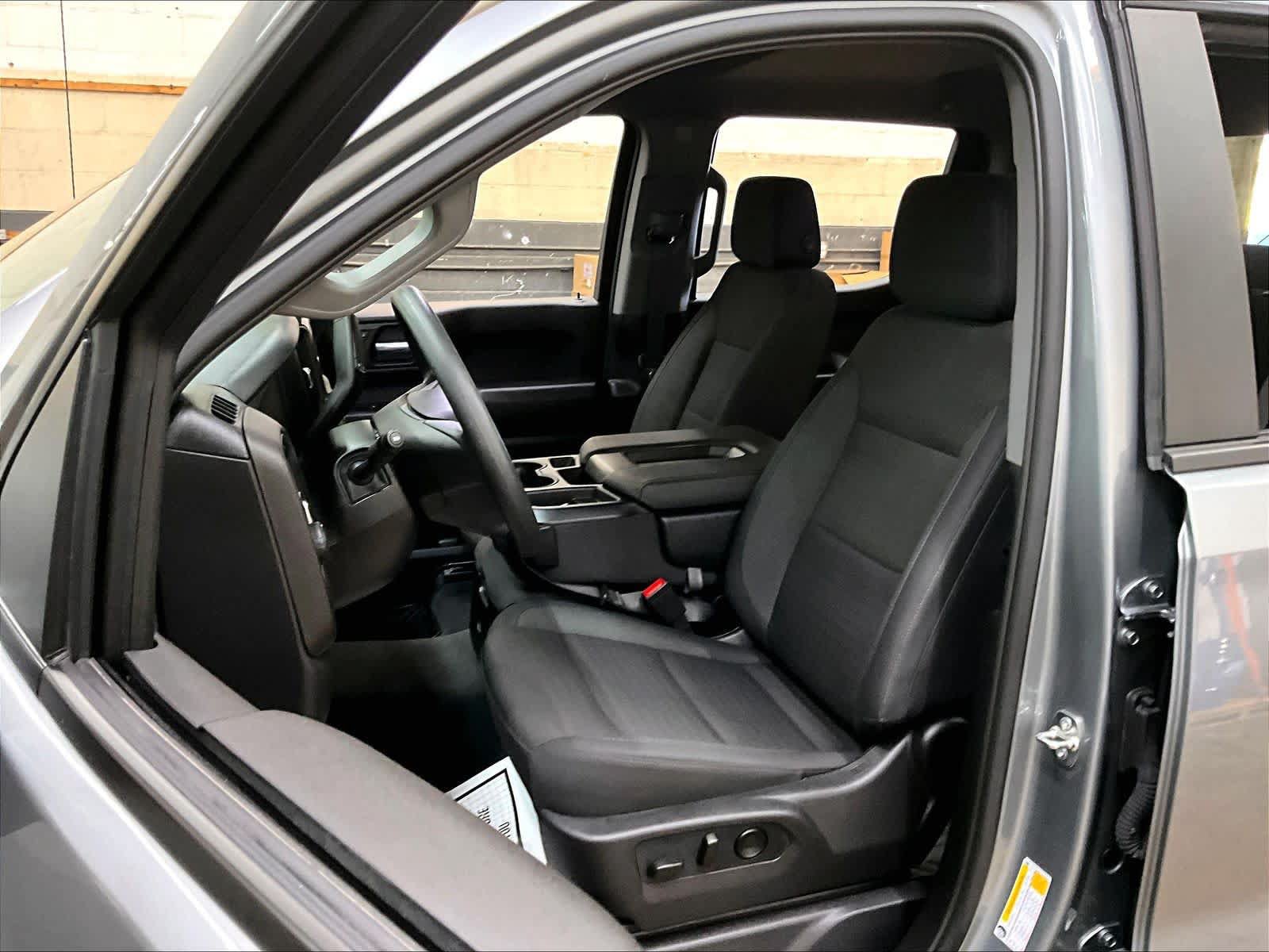 Used 2026 Chevrolet Silverado 1500 Custom RWD image 28