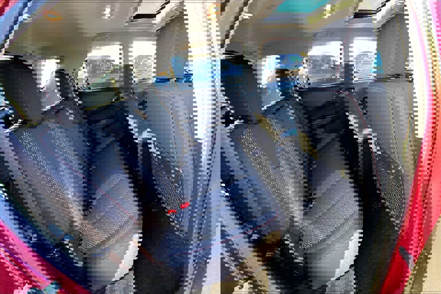 Used 2017 Chevrolet Equinox LT w/ Convenience Package image 17