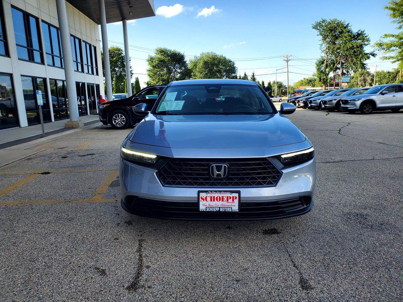 Used 2023 Honda Accord LX image 2