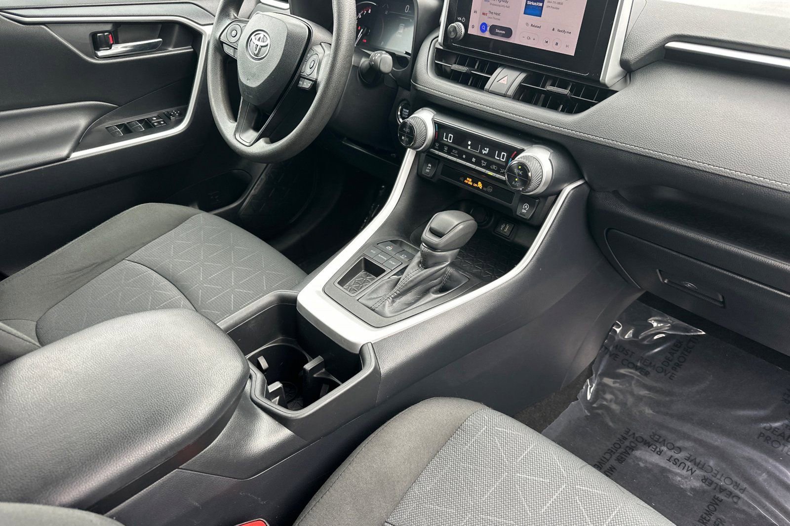 Used 2024 Toyota RAV4 XLE FWD image 19