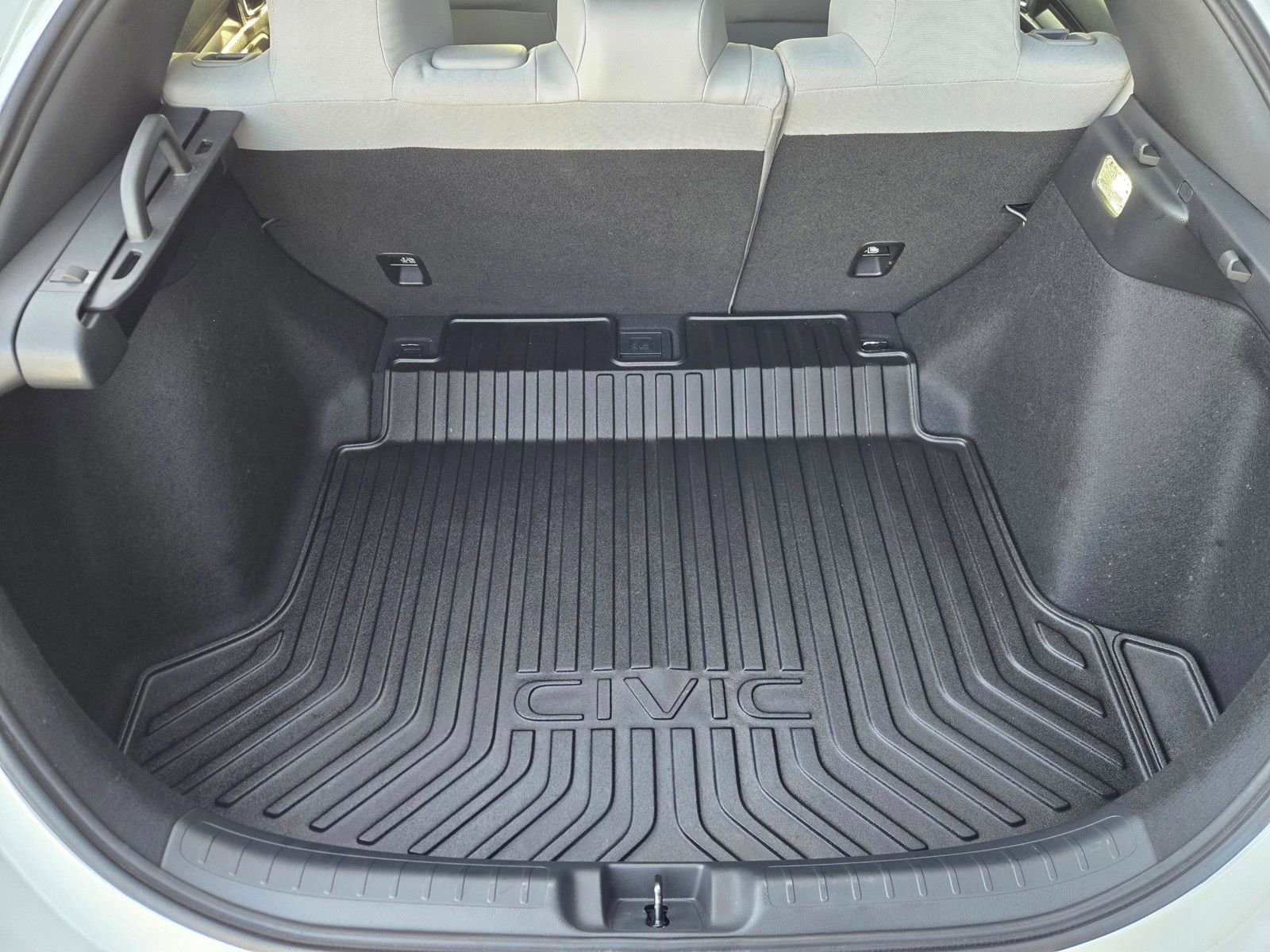 Used 2025 Honda Civic Sport image 27