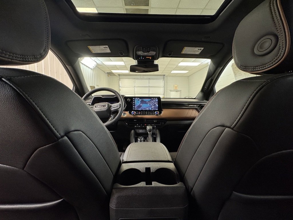 New 2025 GMC Canyon AT4 w/ Nightfall Edition image 19