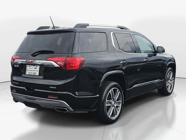 Used 2017 GMC Acadia Denali w/ Technology Package image 3