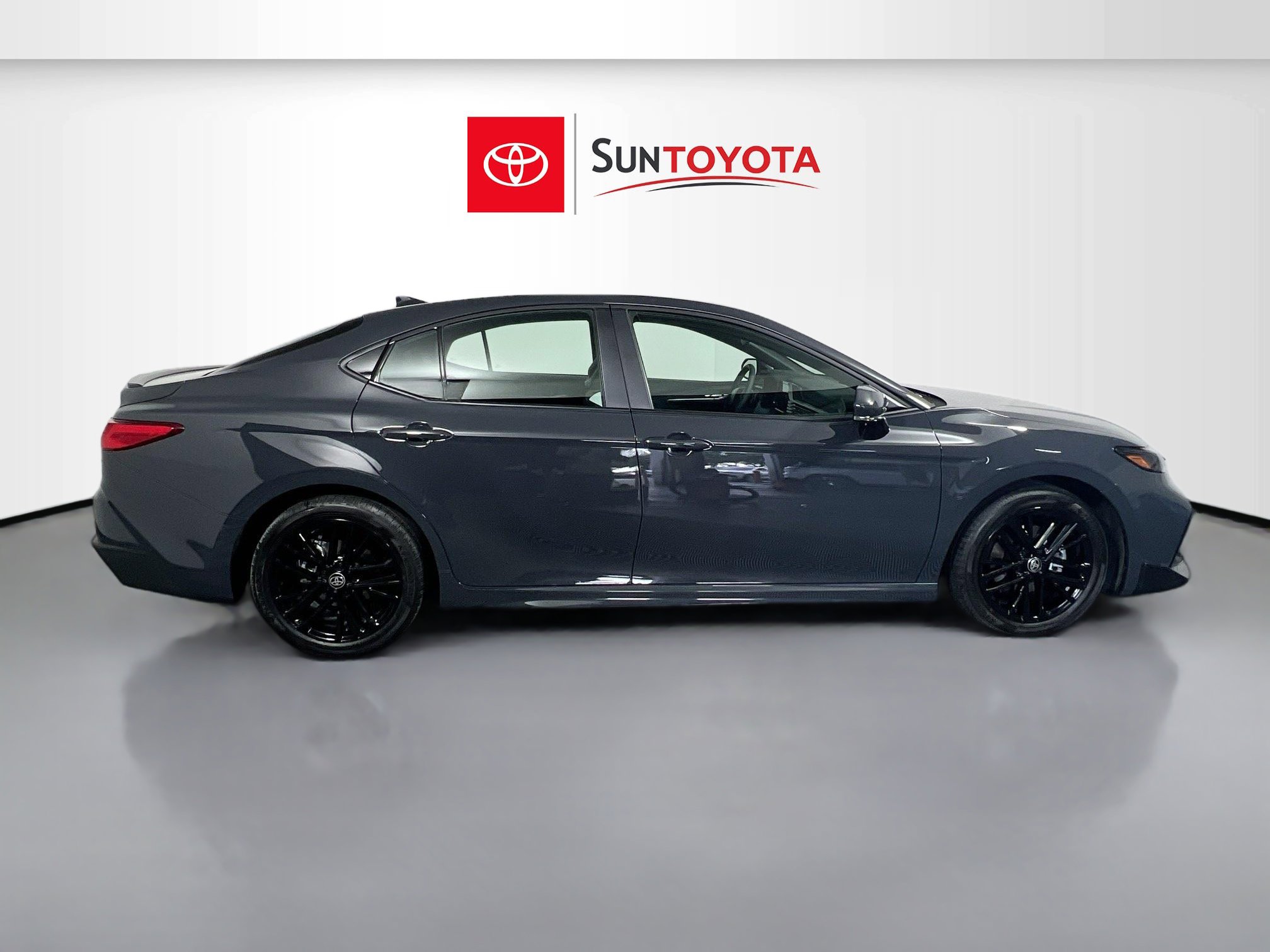 New 2026 Toyota Camry SE FWD image 2