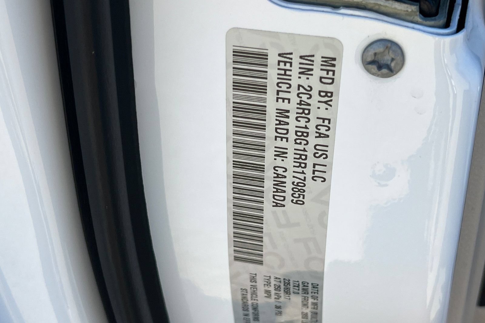 Used 2024 Chrysler Pacifica Touring-L FWD image 53