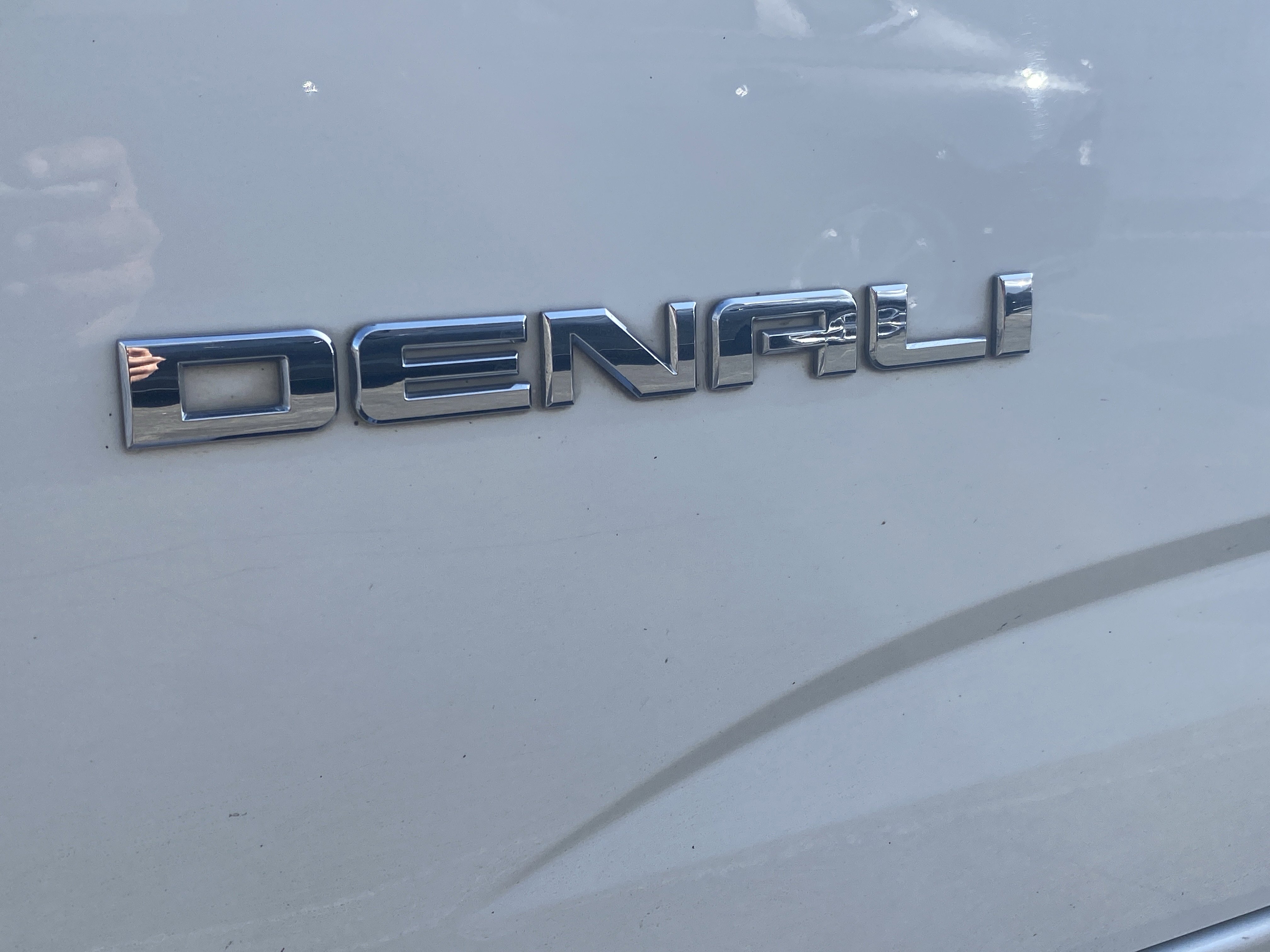 Used 2018 GMC Canyon Denali AWD/4WD image 3