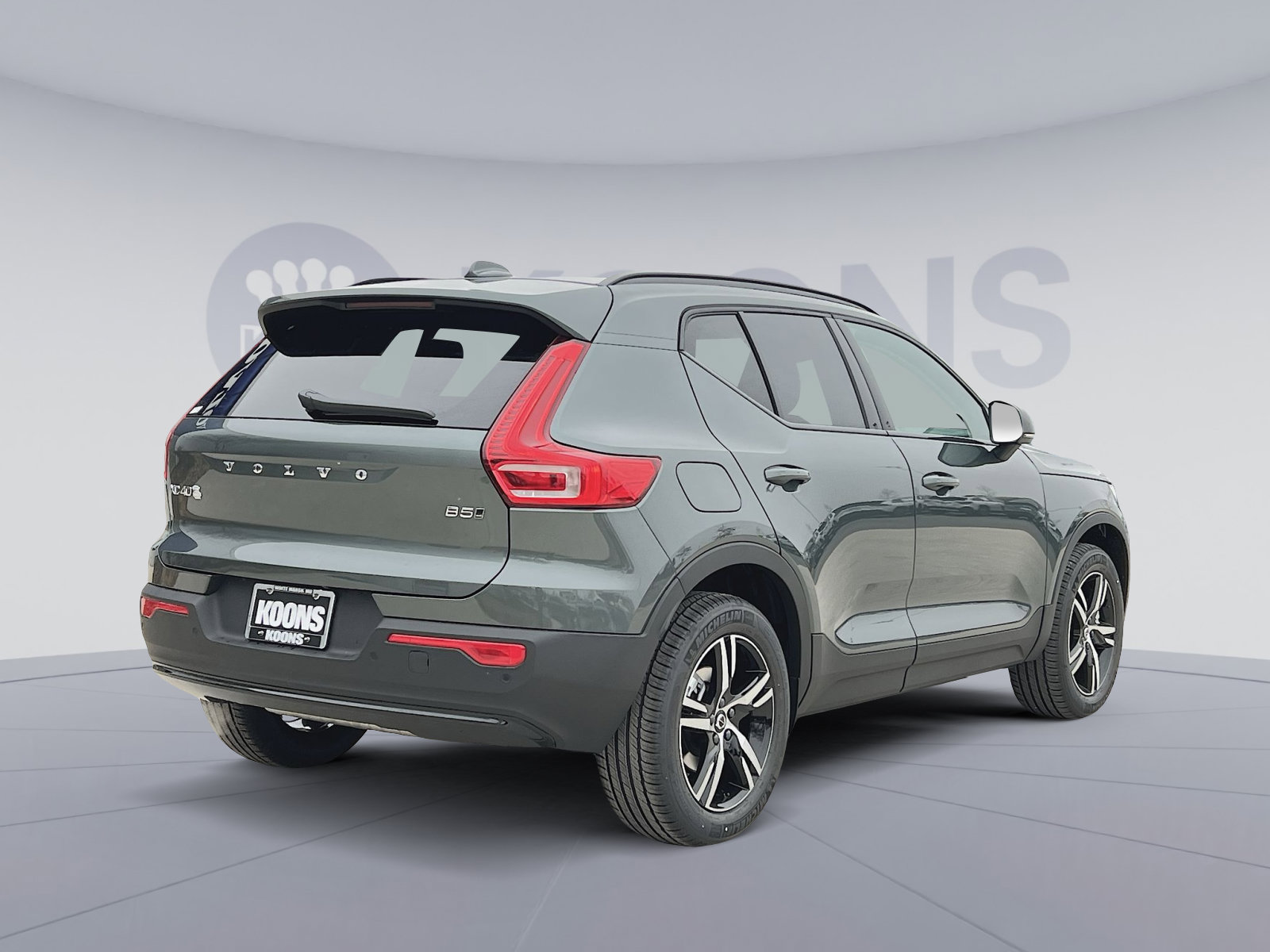 New 2026 Volvo XC40 B5 Core AWD/4WD image 7