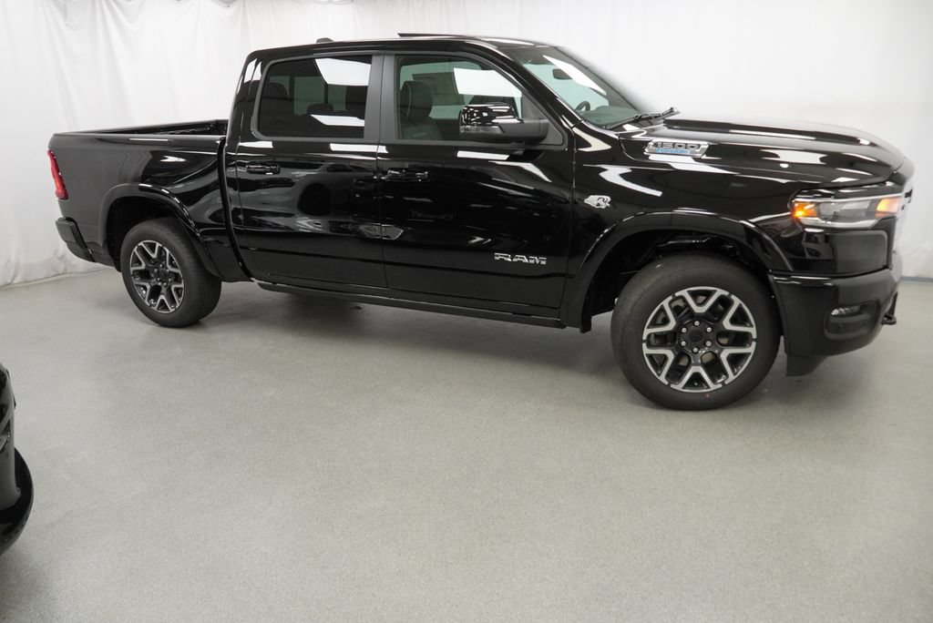 New 2027 RAM 1500 Laramie w/ Laramie Preferred Package AWD/4WD image 9