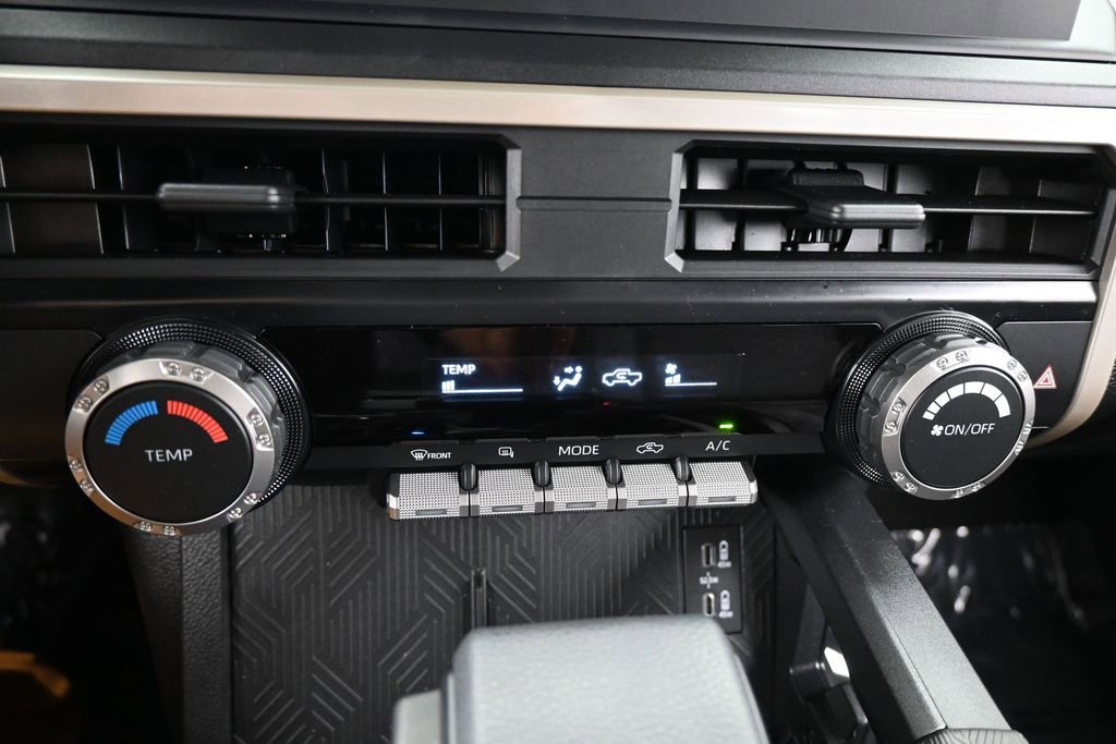 Used 2024 Toyota Tacoma SR AWD/4WD image 23