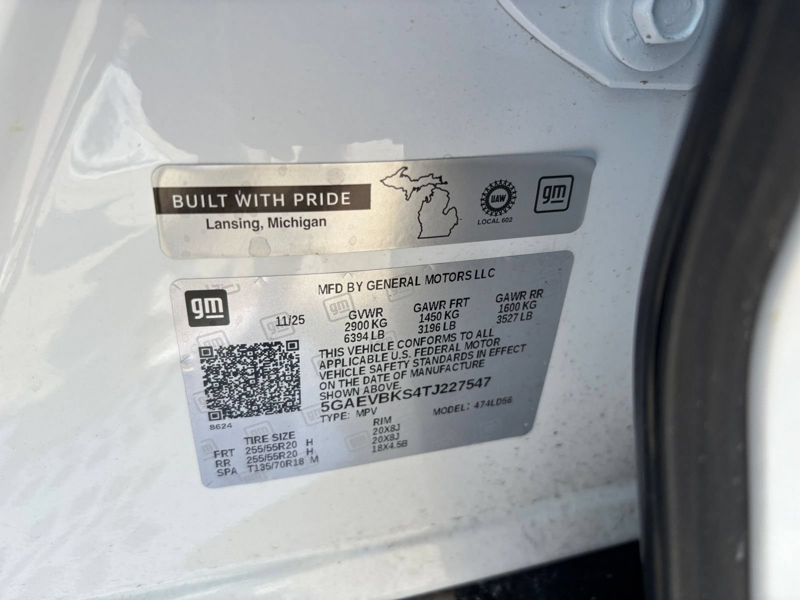 Used 2026 Buick Enclave Sport Touring AWD/4WD image 31