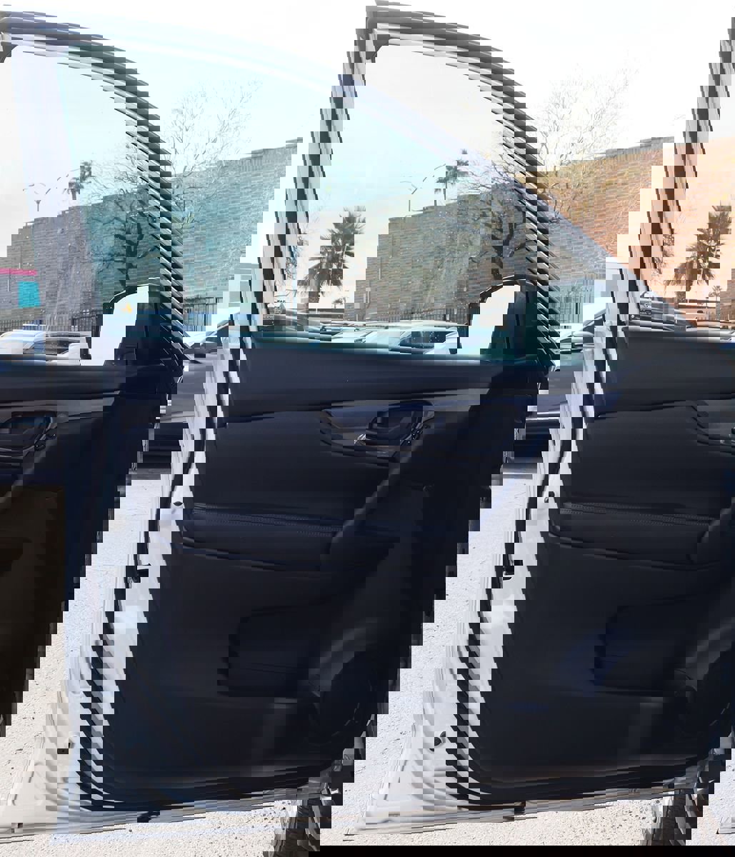 Used 2019 Nissan Rogue S image 36