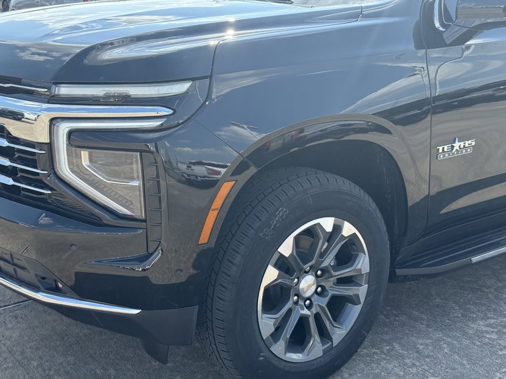 New 2026 Chevrolet Suburban LT w/ Comfort Package image 2