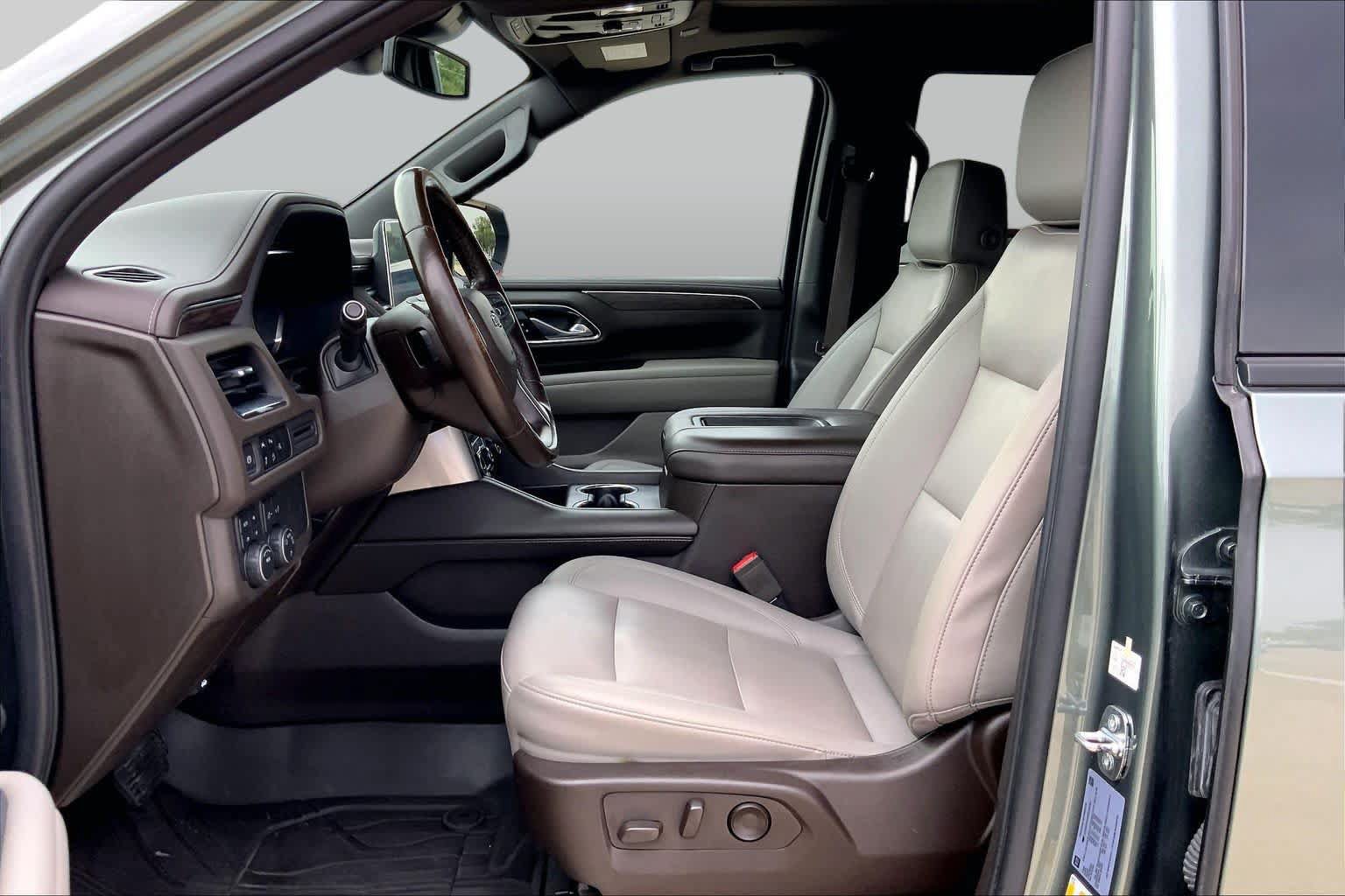 Used 2023 Chevrolet Tahoe Z71 AWD/4WD image 8