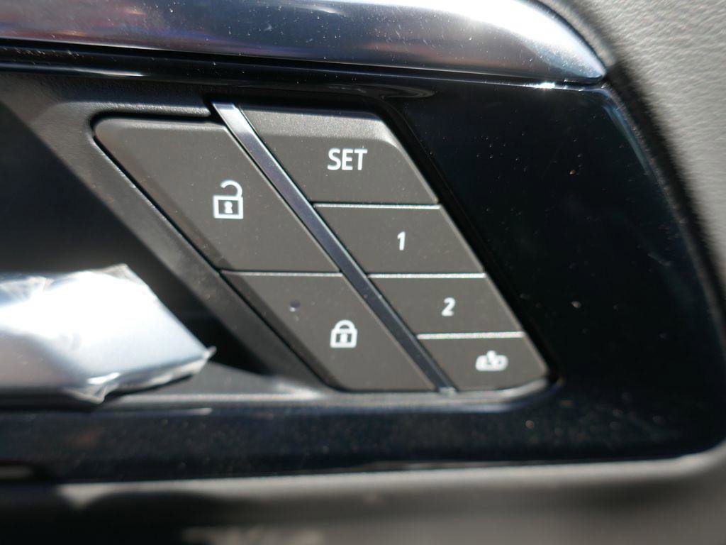 New 2026 Chevrolet Suburban Z71 image 23