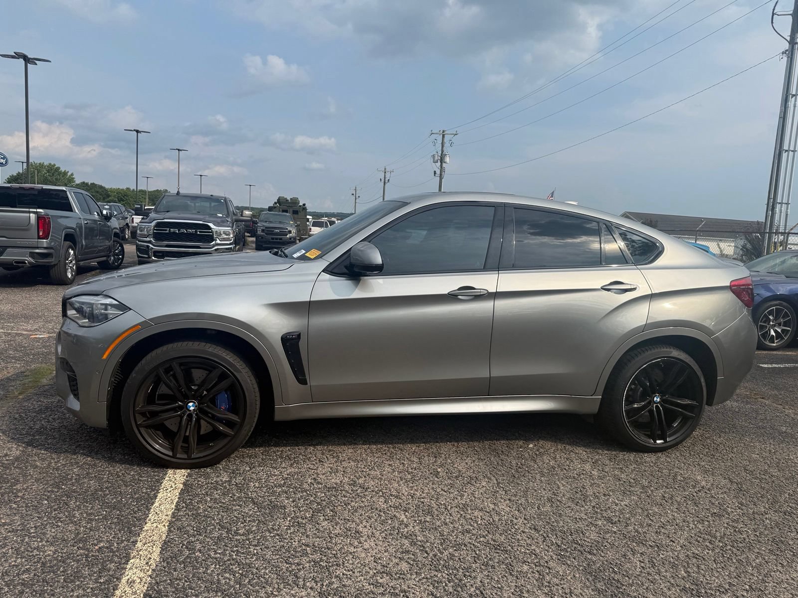 Used 2017 BMW X6 M AWD/4WD image 4