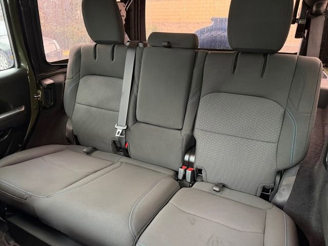 Used 2023 Jeep Wrangler Unlimited Rubicon 4xe AWD/4WD image 13