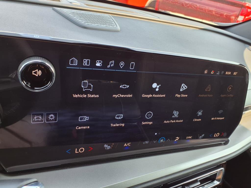 New 2026 Chevrolet Traverse LT w/ Enhanced Driving Package image 3