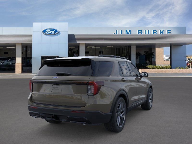 New 2026 Ford Explorer ST-Line w/ ST-Line Street Pack image 8