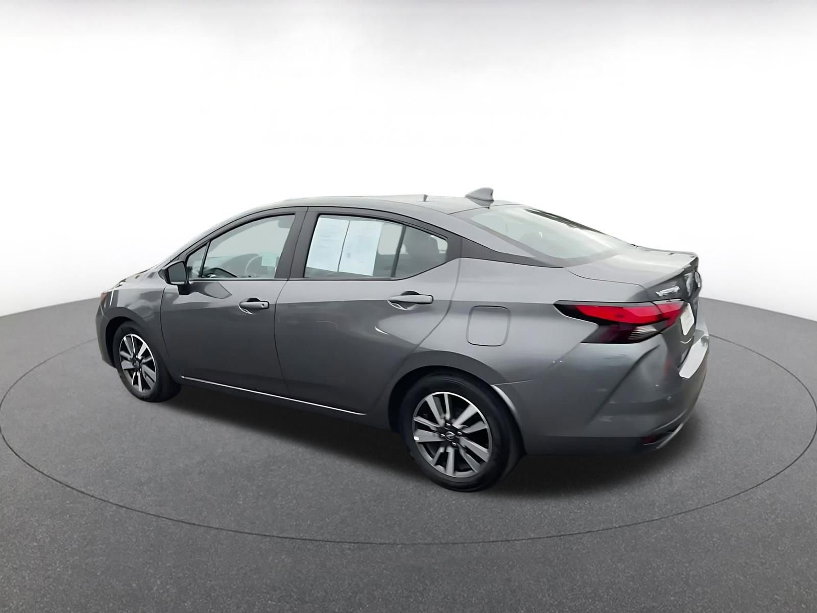 Used 2025 Nissan Versa SV image 10