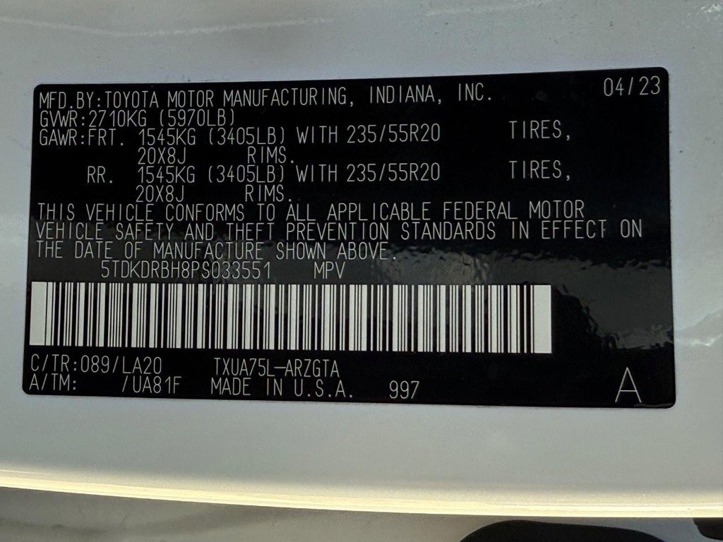 Used 2023 Toyota Highlander Platinum image 32